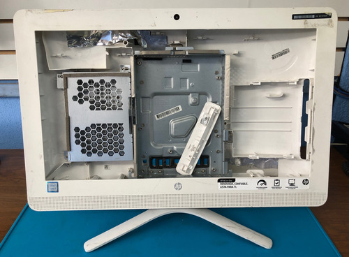 Carcasa Aio Hp 20 C207la Base Bisel Tapa Completa Blanca (Usado)