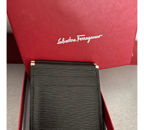 Cartera Ferragamo