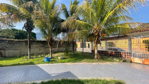 Se Vende Bella Casa De Campo Con Amplio Terreno En La Lopera San Diego