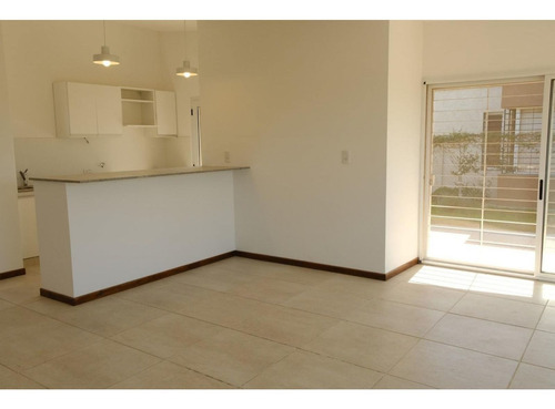 Imagen 7 de 17 de Casa De 3 Dormitorios A Estrenar