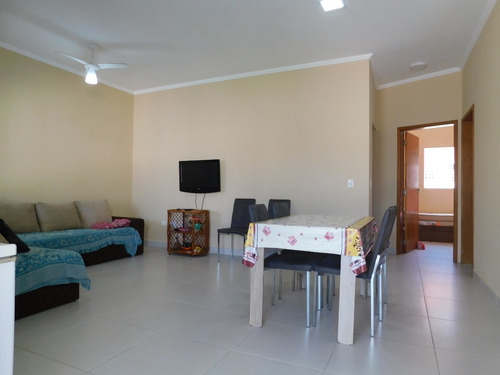 Casa Com Piscina A Venda Na Praia De Peruíbe