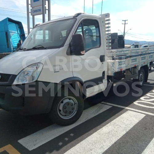 Imagem 4 de 9 de Iveco Daily 35s14hdcs 4x2, Ano 2017/2018