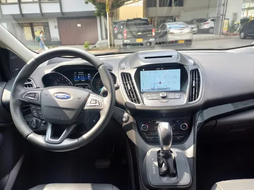 Ford Escape 2.0 Titanium