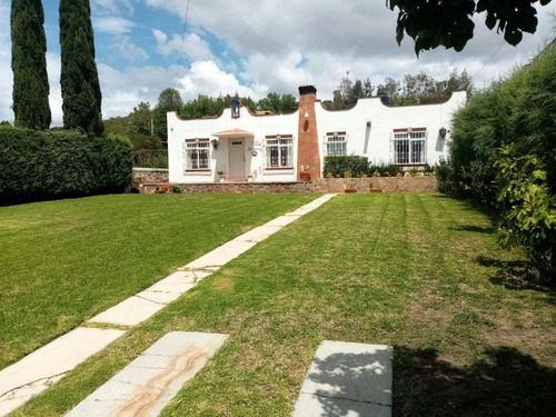 Casa De Una Planta Con Seguridad En Tequisquiapan Querétaro