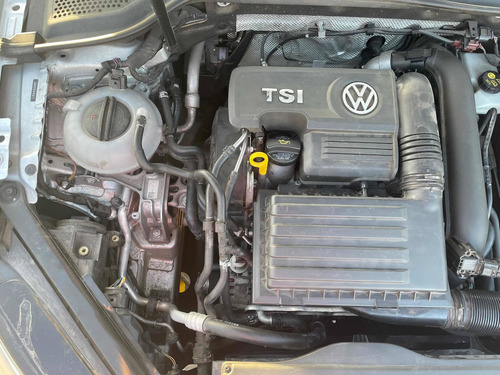 Imagen 21 de 25 de Volkswagen Golf 1.4 Tsi Dsg 2016 Gris Plata - 126.000 Kms