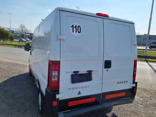 Imagen 9 de 15 de Peugeot Boxer 2017 2.3 Hdi Confort 330m