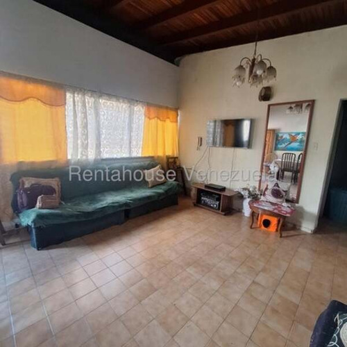 Apartamento Parroquia Santa Rosalia En Venta 25-23806