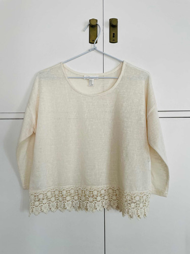Sweater Color Crema Marca Forever 21. Talle M