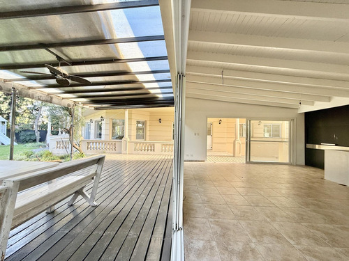 Importante Casa En Venta - Barrio Privado Las Victorias