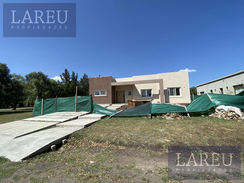 Imagen 2 de 20 de Casa - Casuarinas Del Pilar
