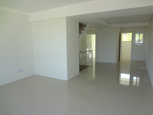 Casa Em Espirito Santo Com 3 Dormitórios - Vz2588
