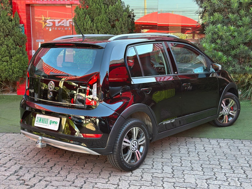Volkswagen Up! cross 1.0 TSI Total Flex 12V 5p
