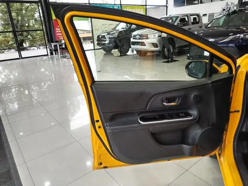 Toyota Prius 2021