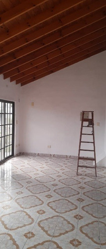 Imagen 10 de 14 de Permuta - Block De 3 Departamentos En Venta - Moron Norte