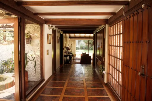 Casa En Venta En La Calleja. Cod V11764