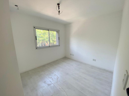 Imagen 12 de 20 de Duplex 4 Amb Complejo Con Piscina Ituzaingo