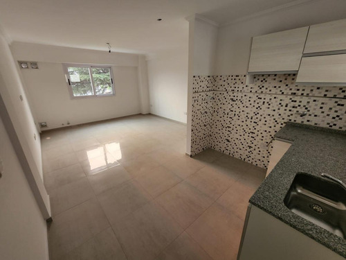 Imagen 7 de 12 de Dpto 2 Amb A Estrenar - Contra Frente 39 M² - S.justo (ctro)