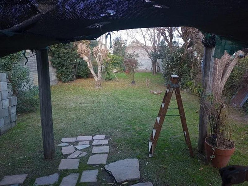Casa En Venta - 2 Dormitorios 1 Baño - 80mts2 - Tapalque