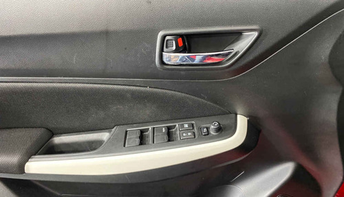 Imagen 8 de 15 de 121434 - Suzuki Swift 2018 Con Garantía