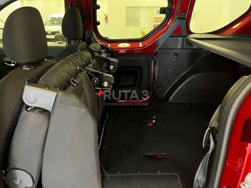 Imagen 22 de 22 de Renault Kangoo Ii Stepway 1.6 Stock Fisico (ba)