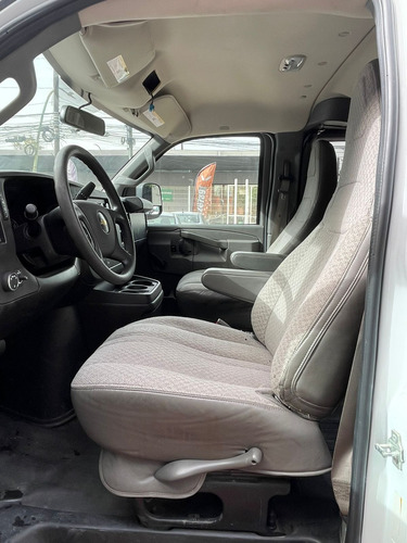 Chevrolet Express 6.0 Ls C 15 Pas At