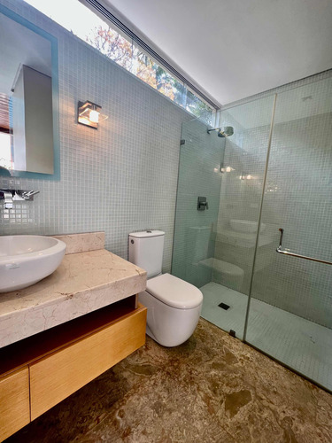 Se Vende Qta Country Club 5h/3s/12b/20p/piscina/