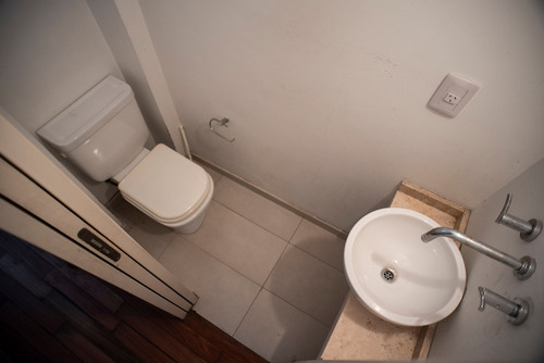 Venta Dpto. 3 Amb Con Cochera Y Bau. Bernal Centro