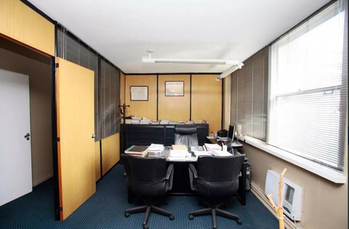 Av Rivadavia 700 Monserrat Oficina U$170.000