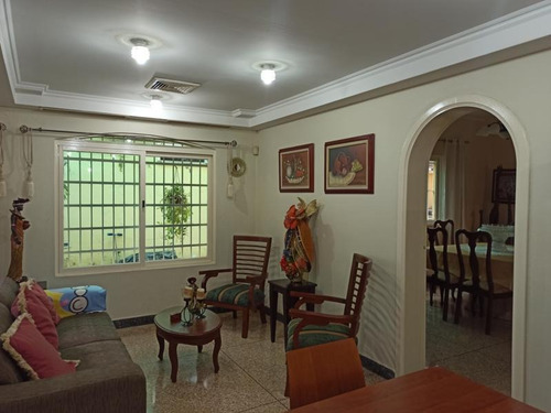Imagen 12 de 14 de Sky Group Llave En Mano Vende Casa En El Trigal