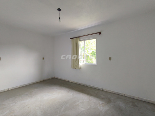 Imagem 14 de 27 de Casa De Alvenaria 4 Dormitórios - Bairro Glória - 3052370v