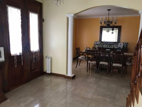 Venta Casa Haras Del Pilar, El Establo, Oportunidad Impecable . 4 Dormitorios Mas Dependencia