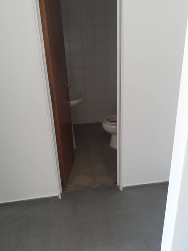 Imagen 11 de 11 de Vendo Nueva Cordoba Departamento 1 Dormitorio Con Balcon Baño Frente Al Parque