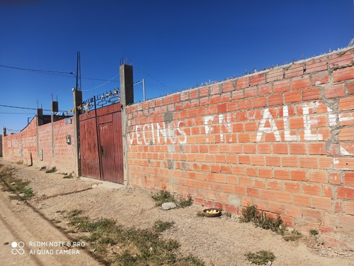 Imagen 3 de 7 de Casa En Venta 6 Cuártos Muy Bien Ubicada