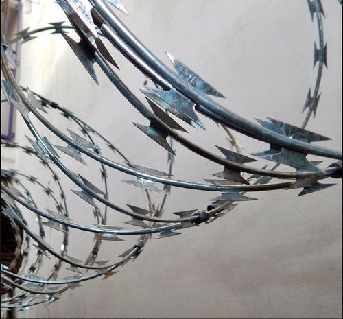 Imagen 7 de 8 de Concertina Doble Cruzada Galvanizada 30cm Hasta 8mt Lineales