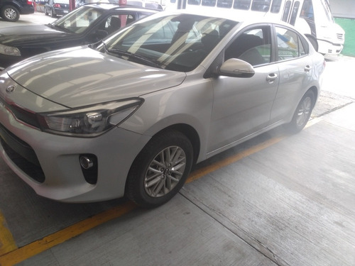 Imagen 1 de 6 de Kia Rio Sedan 2018