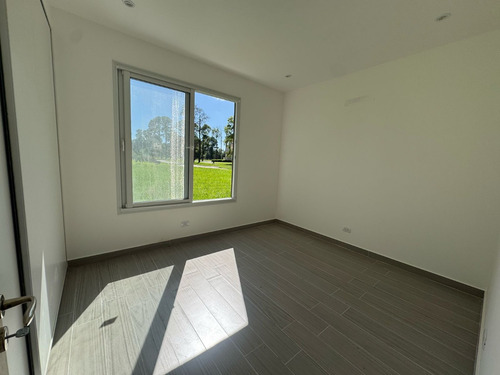 Venta Casa 4 Ambientes A Estrenar Barrio Privado Pinares / Exaltación De La Cruz