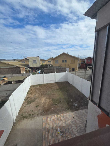 Oportunidad, Los Clarines, 3 Dorm Con 2 Baños (103940)