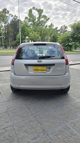 Ford Fiesta 1.6 Ambiente