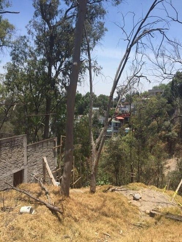 Terreno En Venta En Lomas Bezares