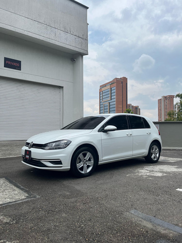 Volkswagen Golf 1.6 Comfortline