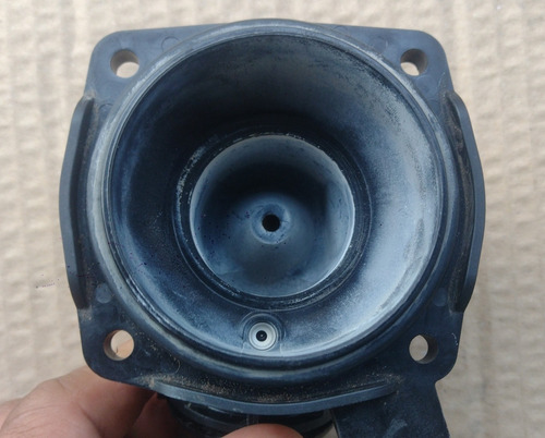 Toma De Agua - Land Rover Defender 110 3.0 - 2020 2021 2022 (Usado)