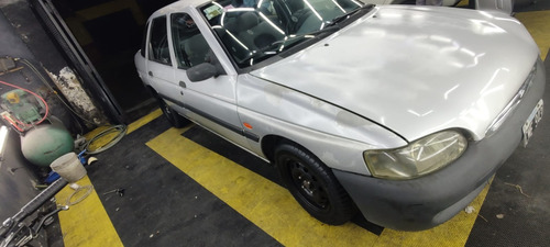 Ford Escort 1.8 Lx Aa Plus