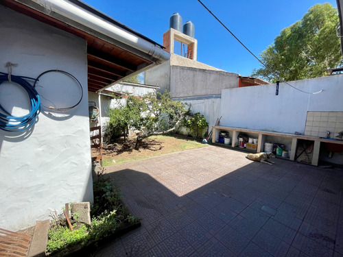 Venta Casa 4 Dormitorios Costa Azul Con Cochera