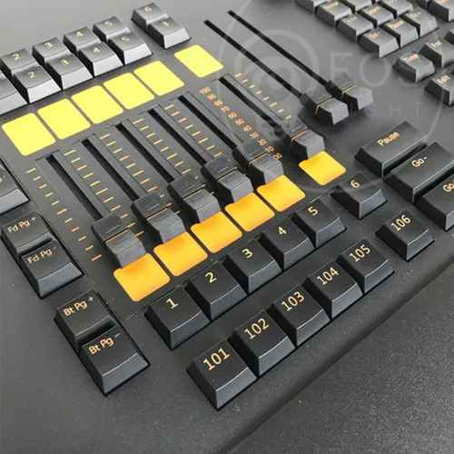 Mesa Controladora Dmx Command Wing Grandma2 On Pc + Case Pro