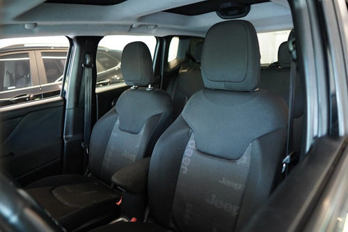 Jeep Renegade Longitude 1.8 4x2 Flex 16V Aut.