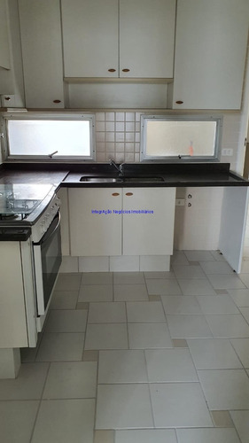 Imagem 29 de 30 de Apartamento 195m², 04 Dormitórios (sendo 02 Suítes), 03 Banheiros E 03 Vagas Na Garagem. Condomínio Com Portaria, Segurança 24hrs. Piscina, Salão - 21061612 - 69669524