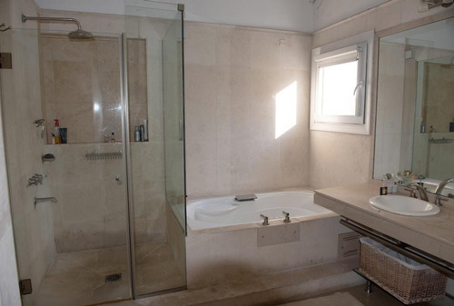 Imagen 12 de 22 de Marina Del Sol, Espectacular Casa Con Amarra, 4 Dormitorios, Escritorio, Play, Dep