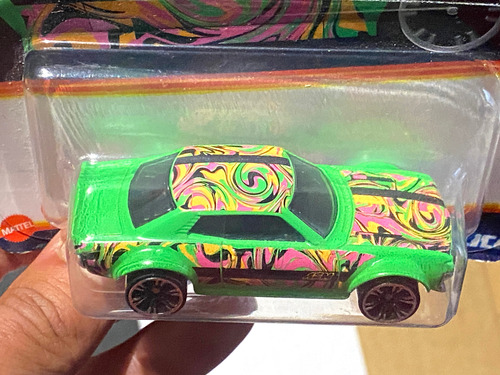 Hot Wheels Neon Speeders 9 Diferentes Modelos Nuevos