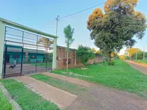 Comprar Vendo Casa En Esquina En El Barrio San Isidro, Etapa Iv: 3 Habitaciones Y 2 Baños
