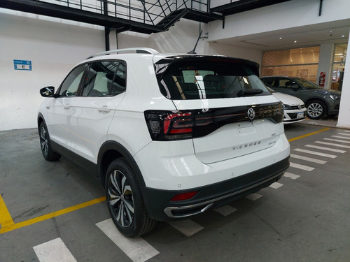 Imagen 7 de 25 de Volkswagen T-cross Highline At 200tsi